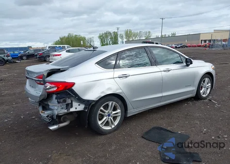 2018 Ford Fusion Hybrid Se z USA, uszkodzony, nr VIN 3FA6P0LU2JR161168
